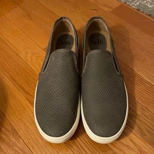 Sofft Brand Gray Textured Slip On
